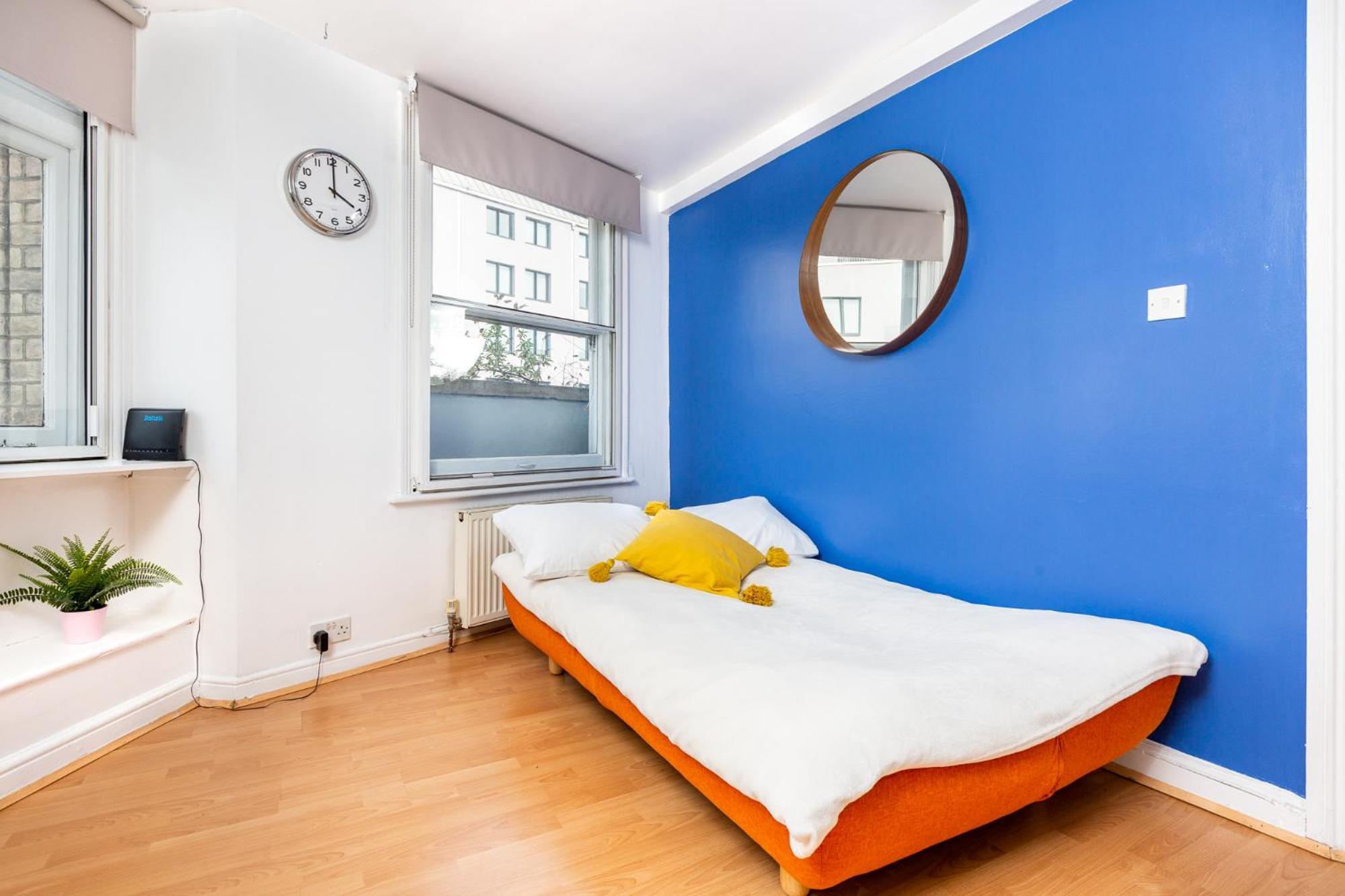 Apartments Are Located In The Heart Of Shoreditch London Exterior photo