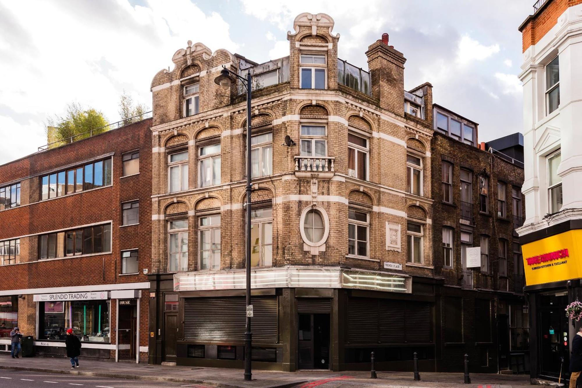 Apartments Are Located In The Heart Of Shoreditch London Exterior photo